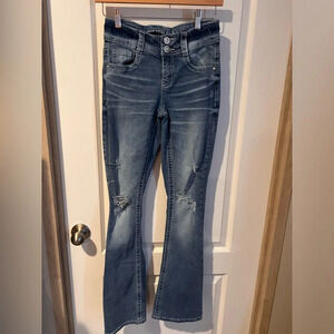 Gemma Rae sz 1/25 flare blue jeans with embellished pockets, facorty holes.